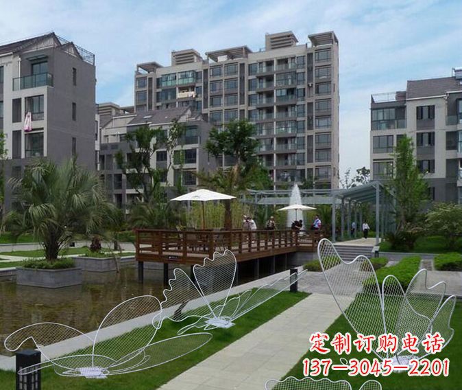 小区不锈钢镂空蝴蝶雕塑