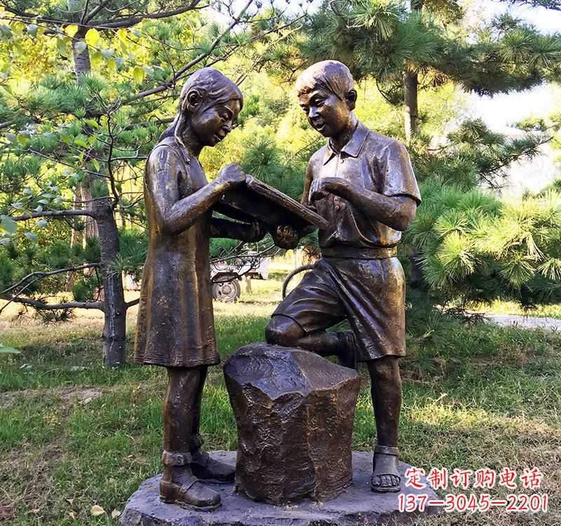 校园/读书/学生/铜雕-校园读书的学生铜雕 校园/读书/学生/铜雕-校园读书的学生铜雕