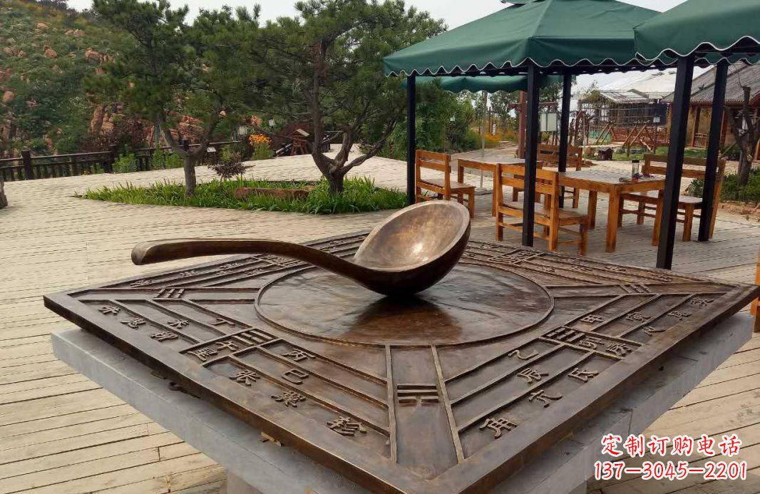 校园古代司南铜雕