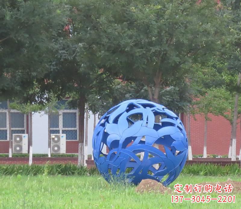 学校不锈钢镂空球景观雕塑