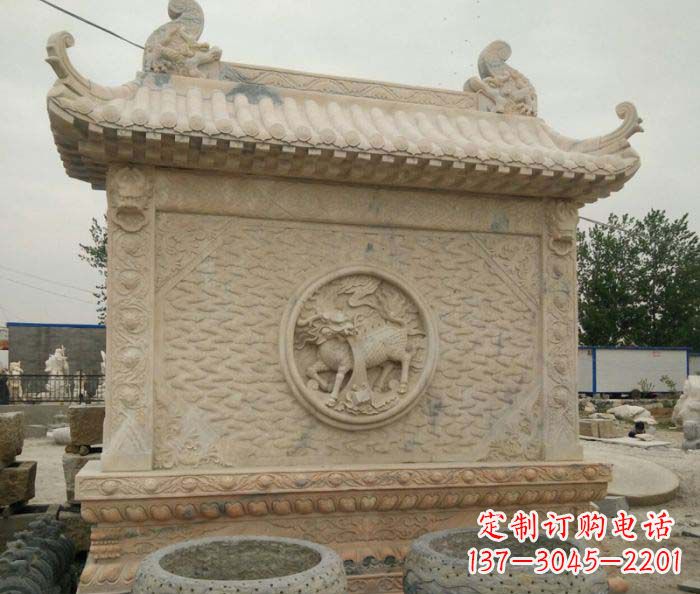 园林景观晚霞红石雕影壁