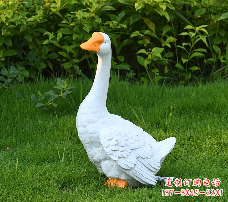 站姿展翅仿真鸭子
