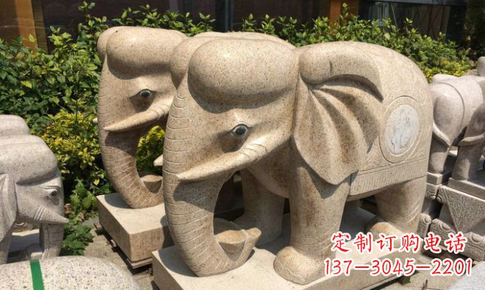 招财进宝砂岩大象石雕