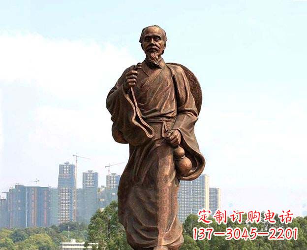中华古代名医华佗铜雕像