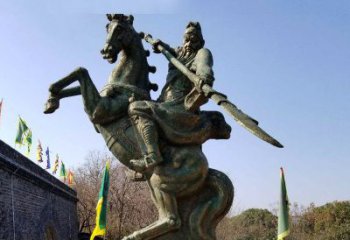 五虎上将关羽骑马舞大刀铜雕景观