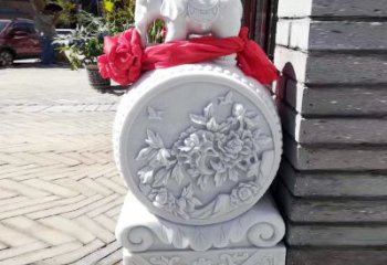 仙鹤石雕门墩