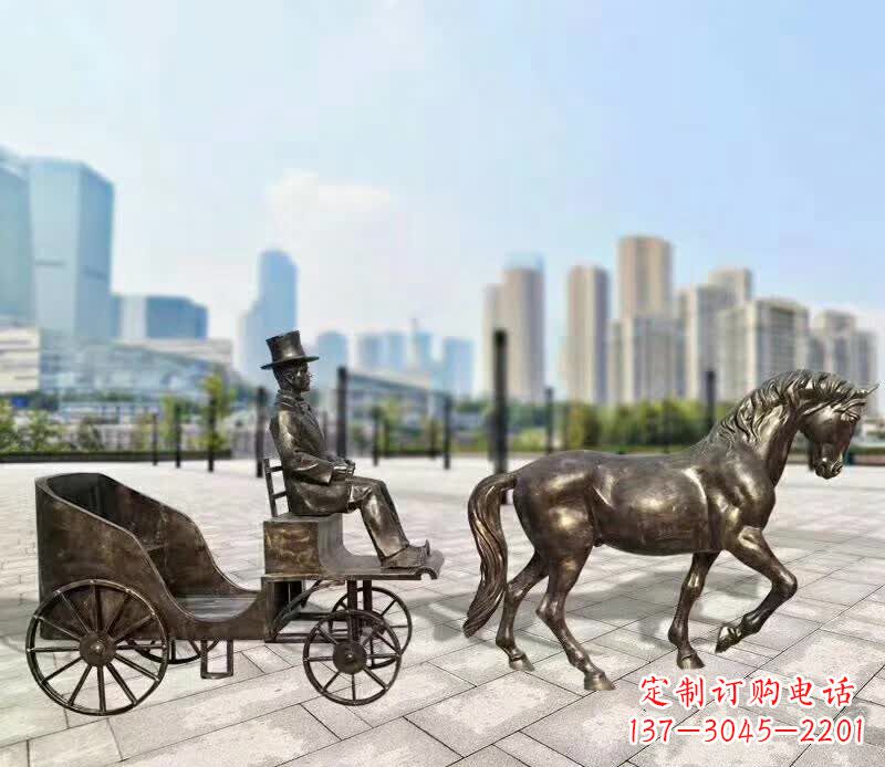 铸铜广场马车雕塑