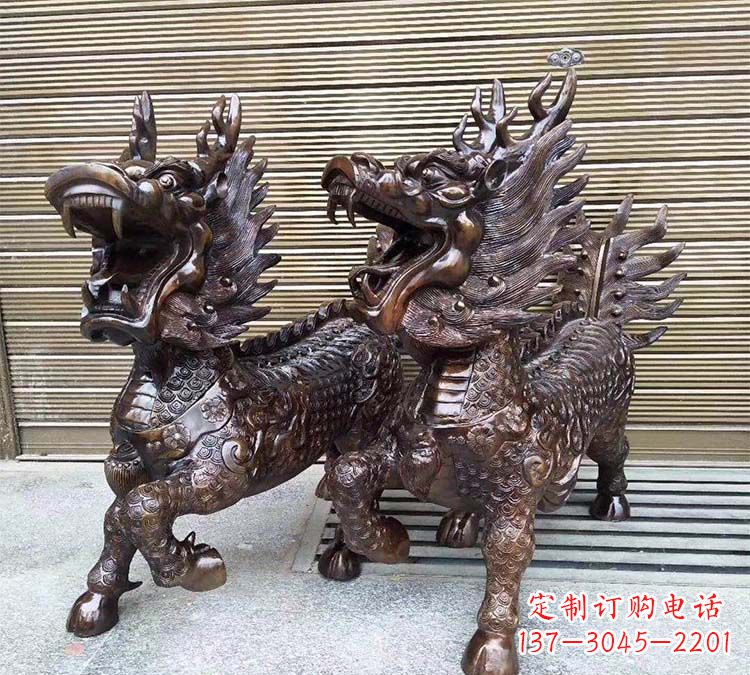 铸铜立式麒麟