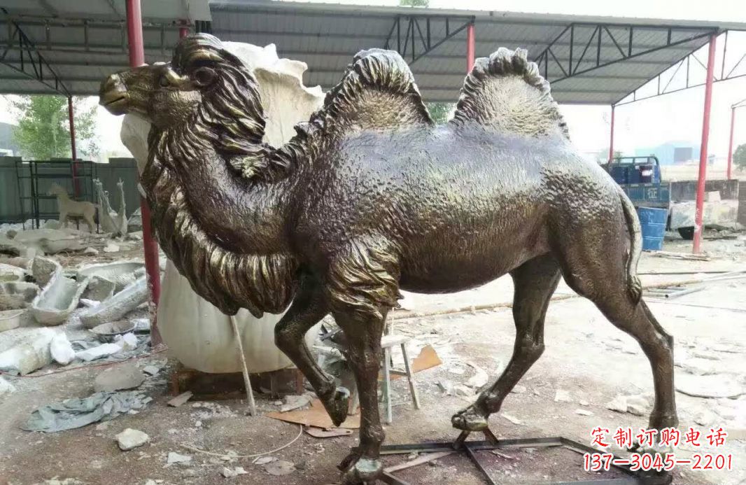 铸铜骆驼雕塑 (2)