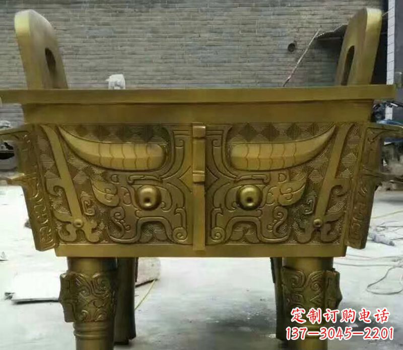 铸铜寺庙鼎雕塑