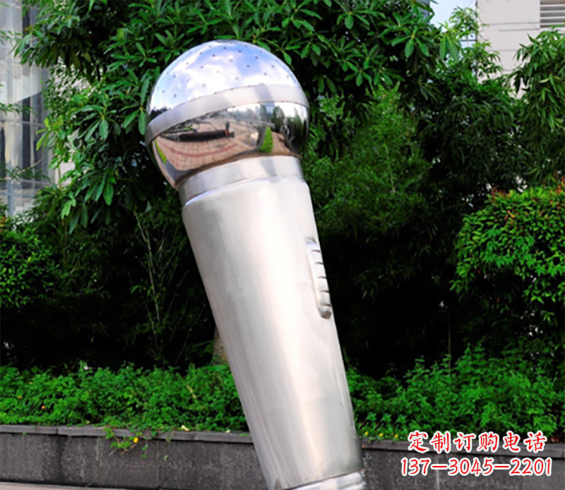 不锈钢话筒景观雕塑
