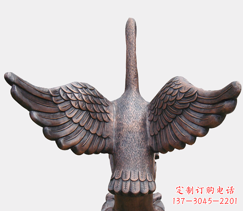 锻铜天鹅雕塑