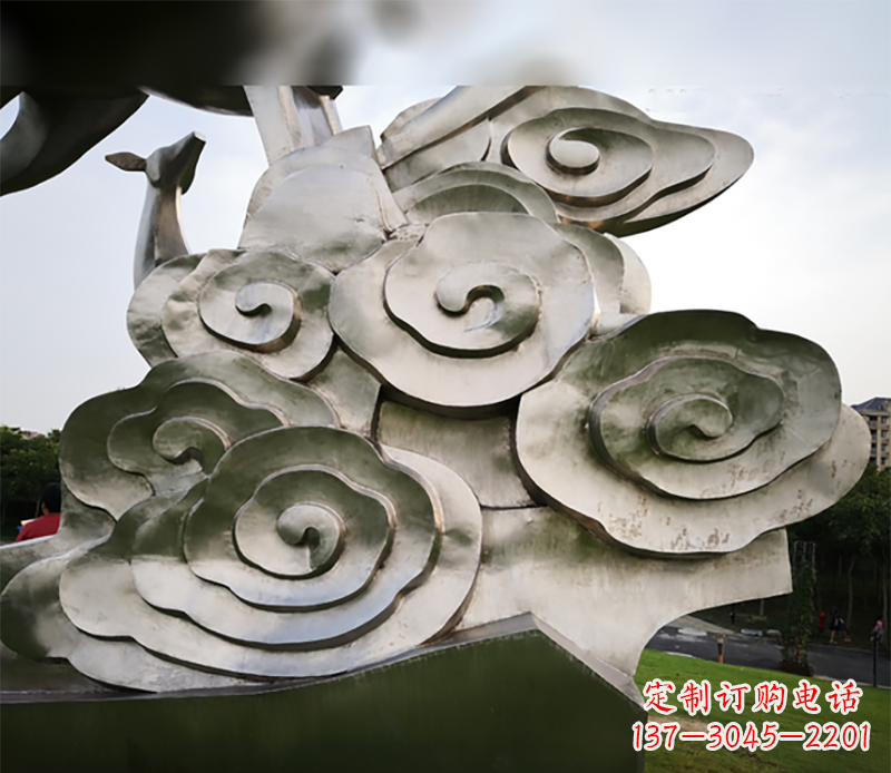 祥云雕塑不锈钢