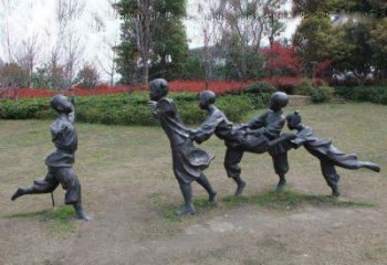 铸铜老鹰捉小鸡儿童雕塑